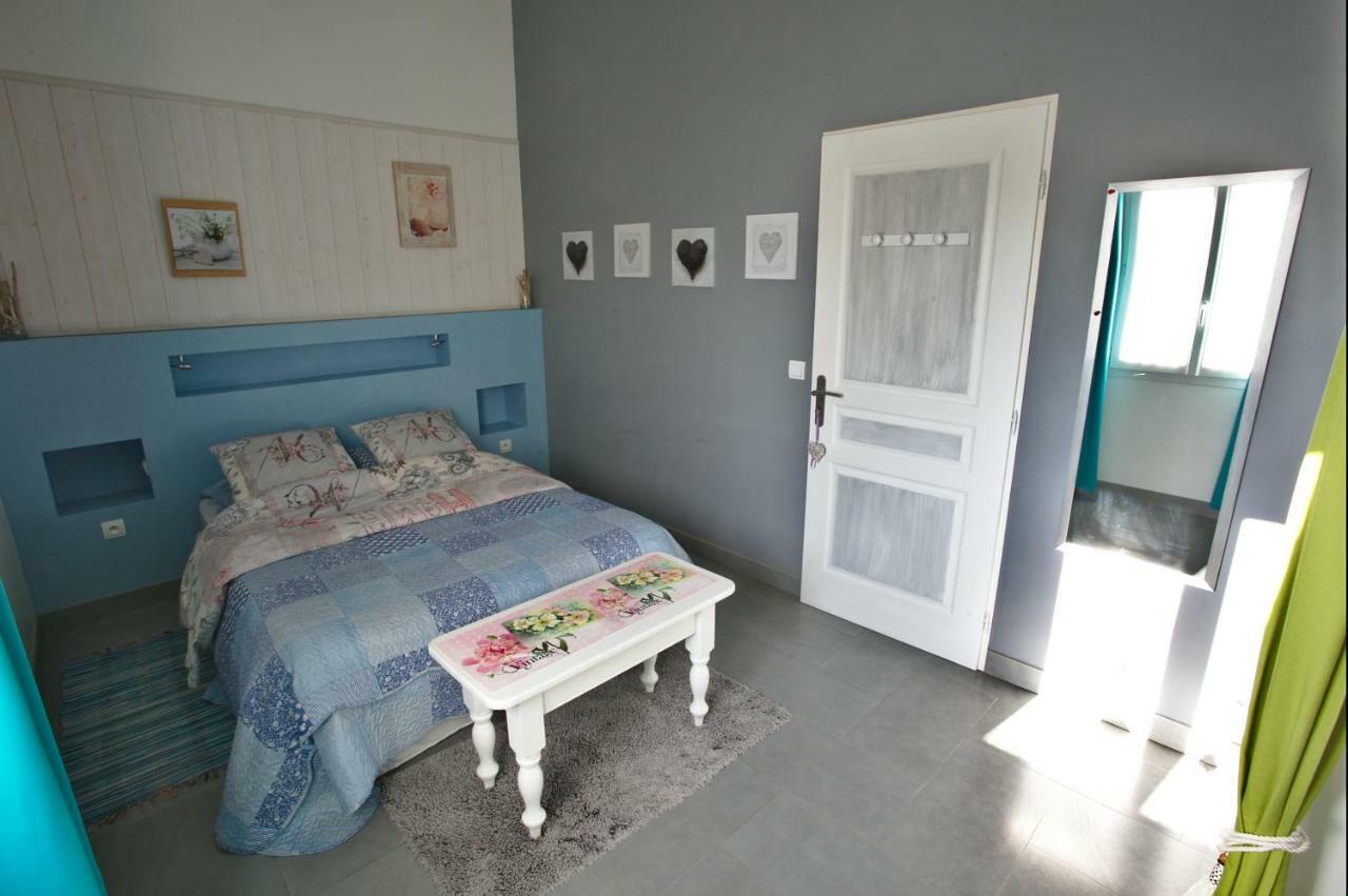 La Bastide Des Sources Bed & Breakfast Le Castellet  Exterior photo